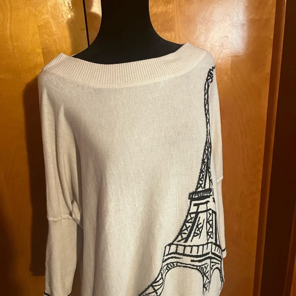 Catherine Malandrino Large White Sweater with Black Eiffel Tower Graphic - Picture 3 of 5